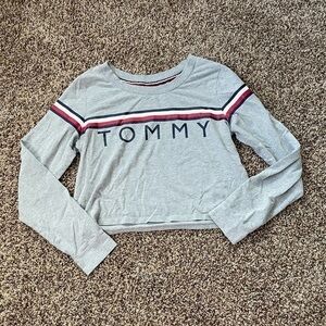 Tommy Hilfiger size medium gray long sleeve crop top